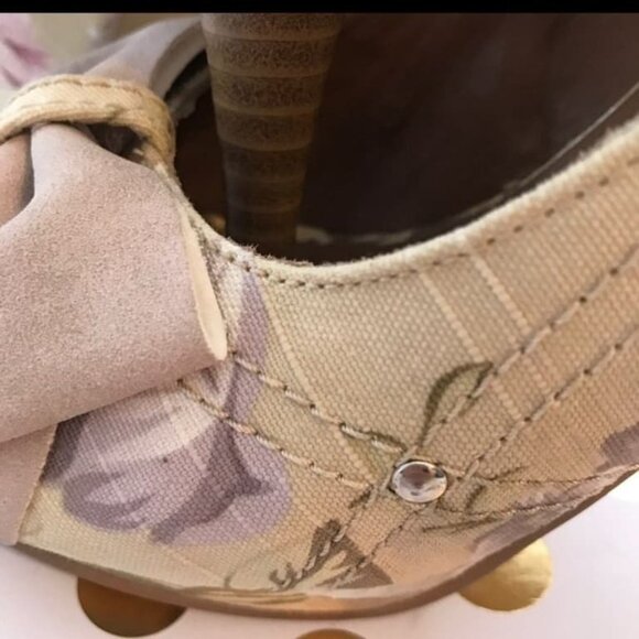 Fashion Women’s Floral Peep Toe High Heel - Picture 5 of 5